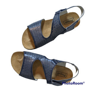 Propet Extra Wide Blue Sandals with Velcro Closure Women's Size 11 (4E) NWOT